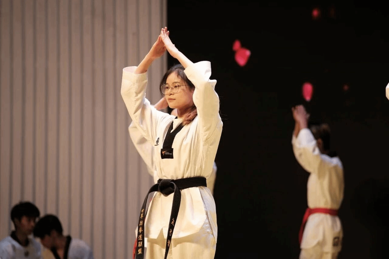 DBAB37C6992A73709FAAAC5CB26_D5764DF3_3F92B