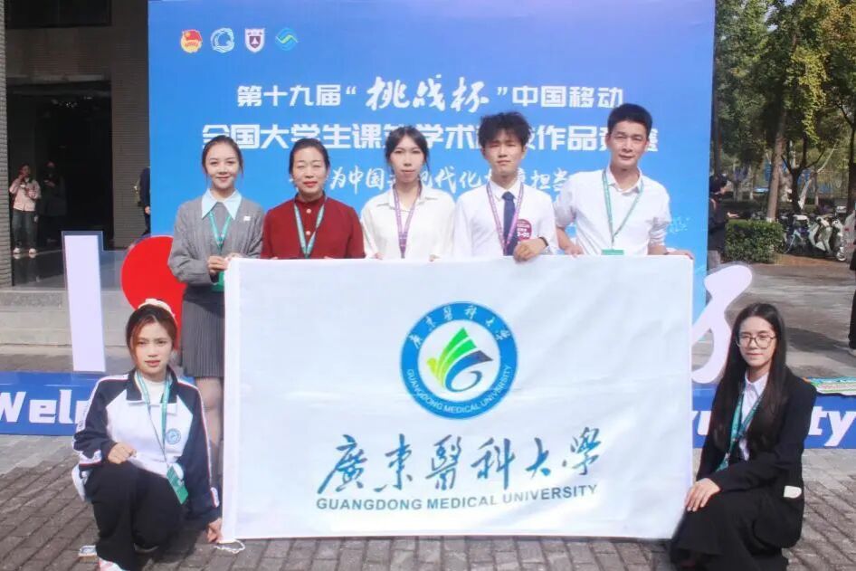 ECF82268AFA0316BFFE62376F4D_2B43066B_15CA5