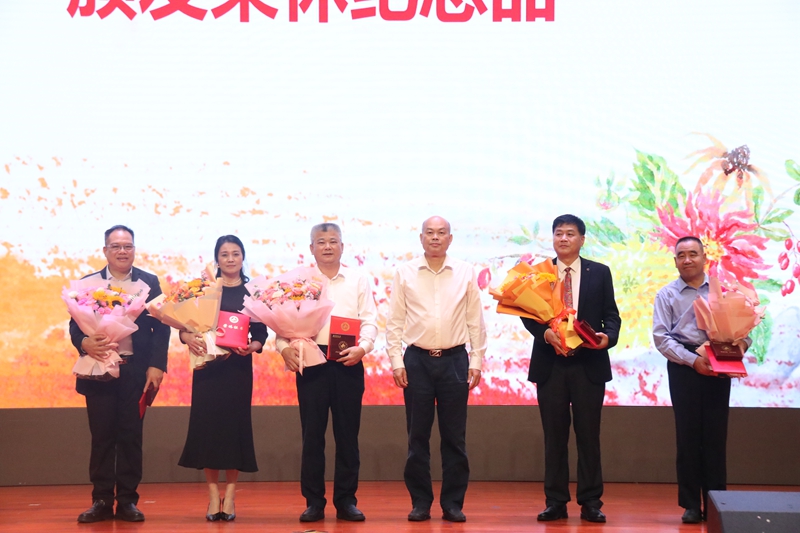 0C57C4BADD391F68BC6676C3CBA_215A462D_4A4E4