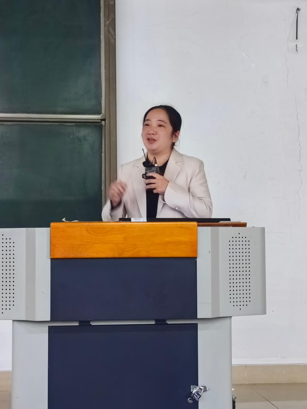 DABE8C29200B0E83142556BA36B_27F91530_12B36