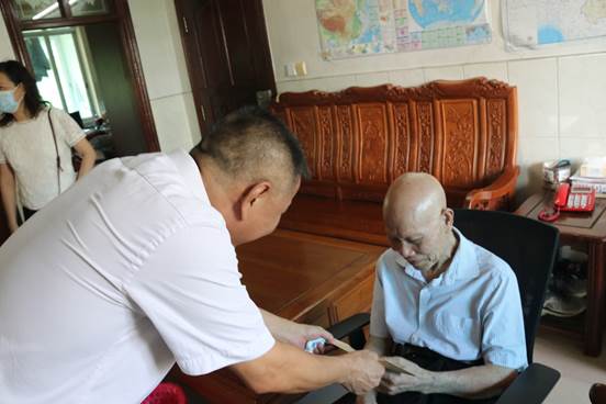 ˵��: H:\2022��\2022��6��\2022.06.30��һǰο���ϵ�Ա�����⵳Ա���������˲ţ���Բ �㣩\2022.06.30��һǰο���ϵ�Ա�����⵳Ա���������˲ţ���Բ �㣩 (10).JPG