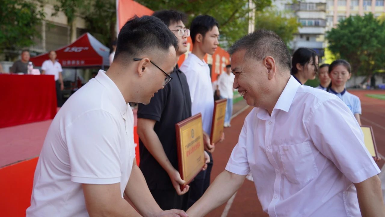 C0FB73FA3145F479C29E356F49D_6E333419_1854D