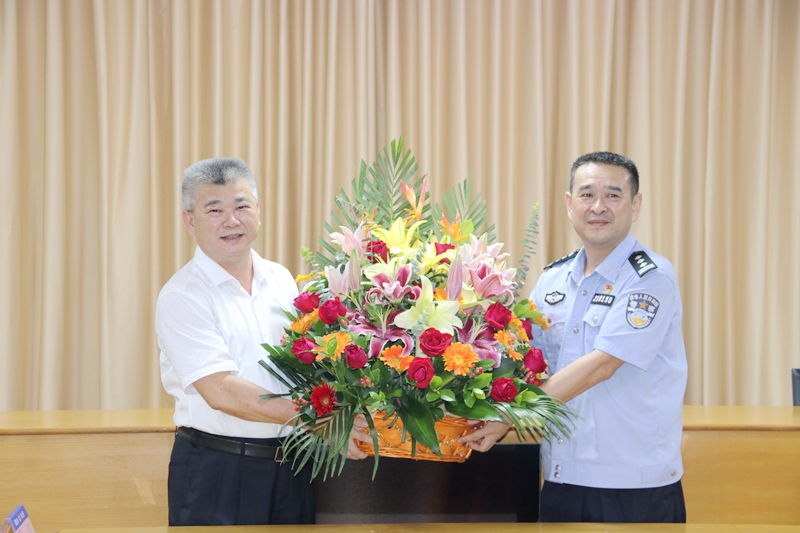 8AA9D7CD1CA176651B73D7248A7_3E720439_4C469