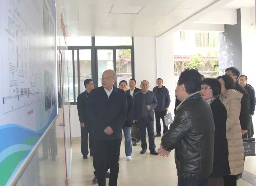 69655D8F5A6D4810E6B53E7D778_6934FB70_D696