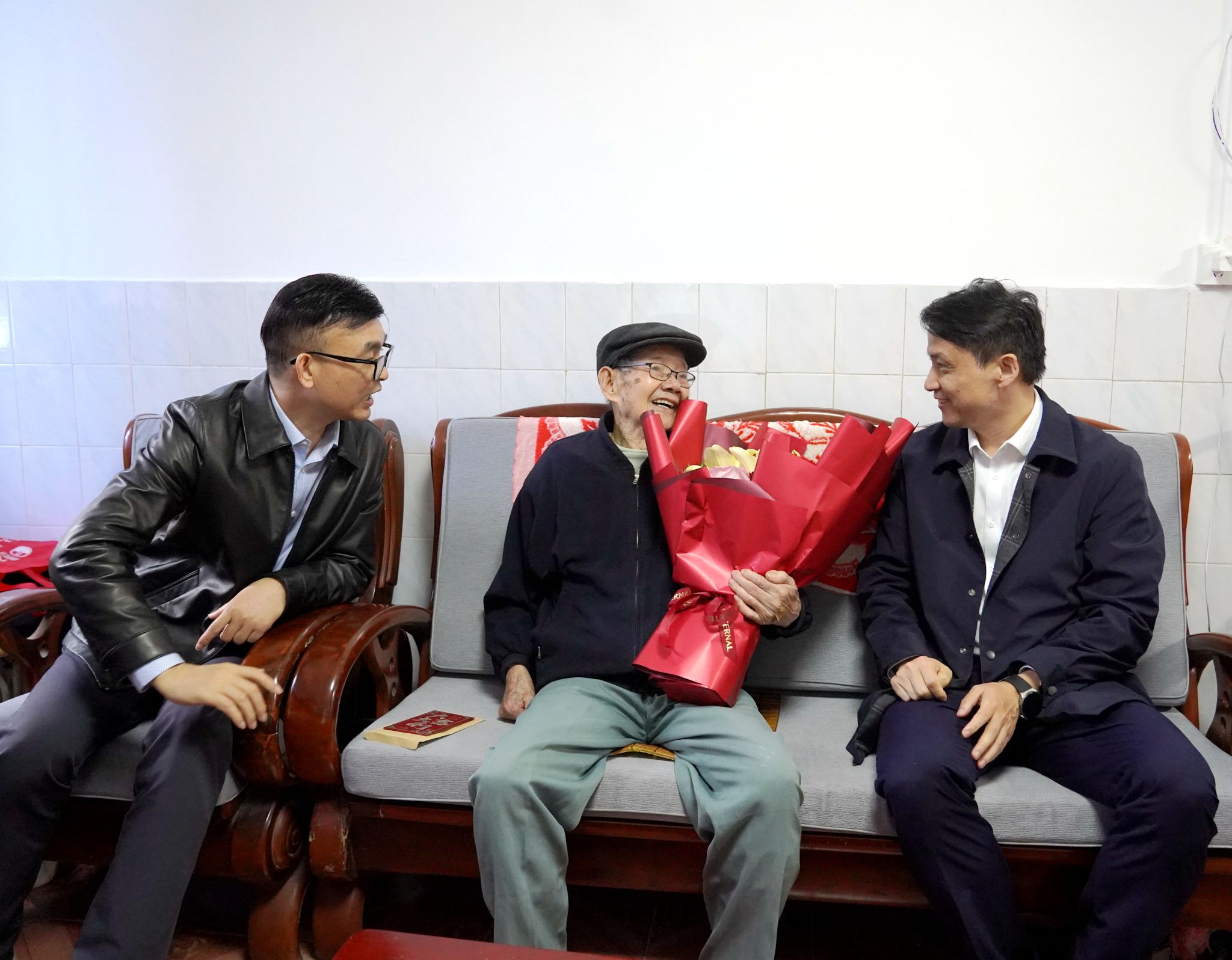 FF4DC1DCE5B903D32B6F5879778_E96763A4_4937C