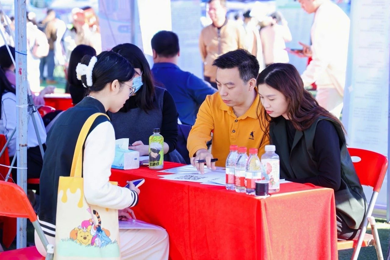 8F2F0422BA7EA635844270297F2_254D71FC_255ED 8F2F0422BA7EA635844270297F2_254D71FC_255ED