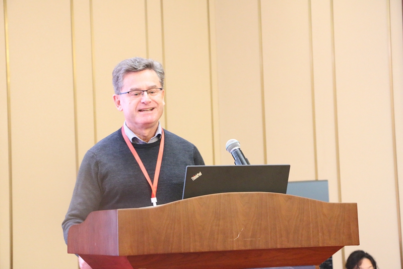 F0A87E4B2BA0F16A95FE71B1406_31441921_3E8A3