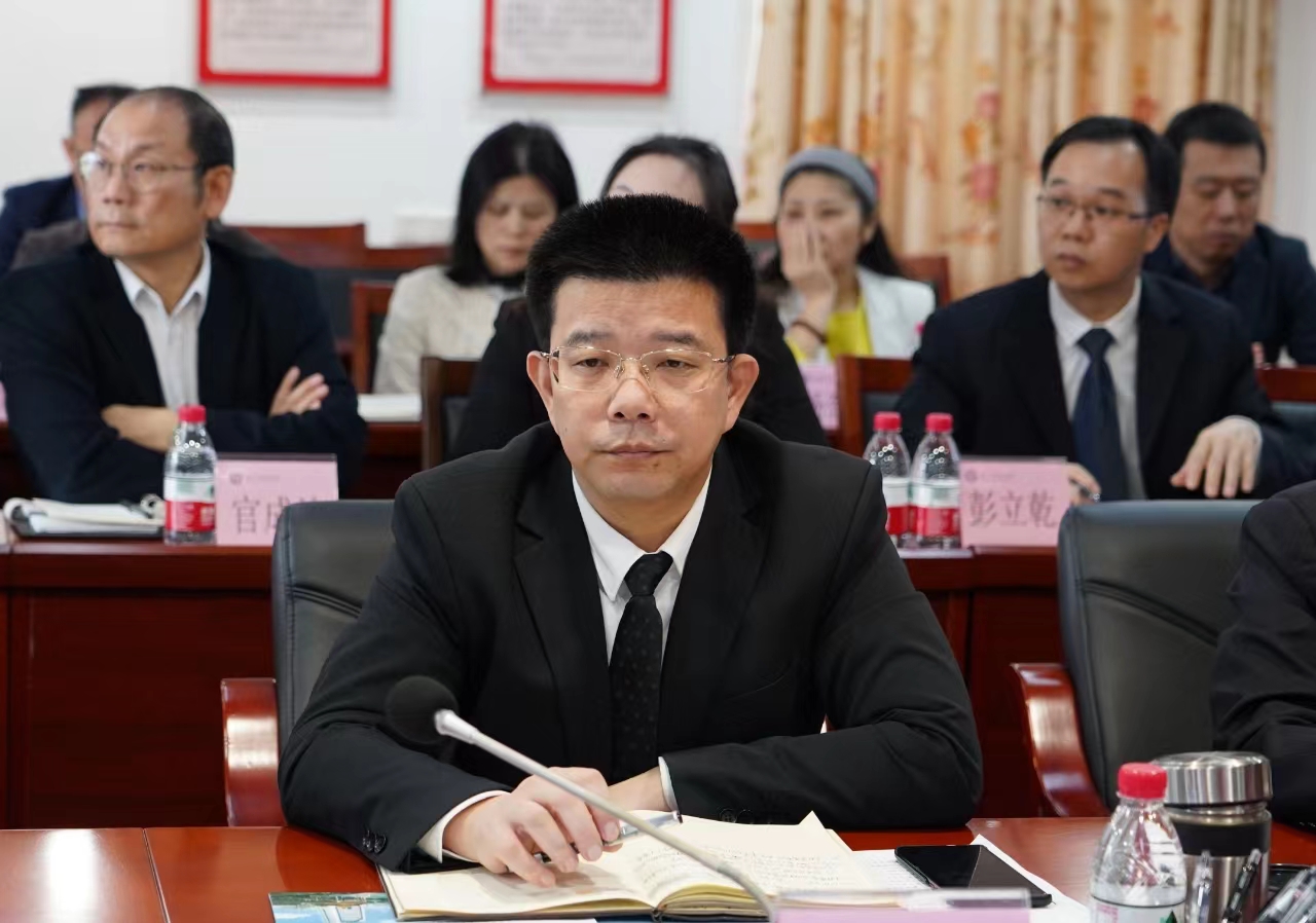 A642193E47CEBA86F47B8D6D4D4_7883D3C1_7EB77 A642193E47CEBA86F47B8D6D4D4_7883D3C1_7EB77