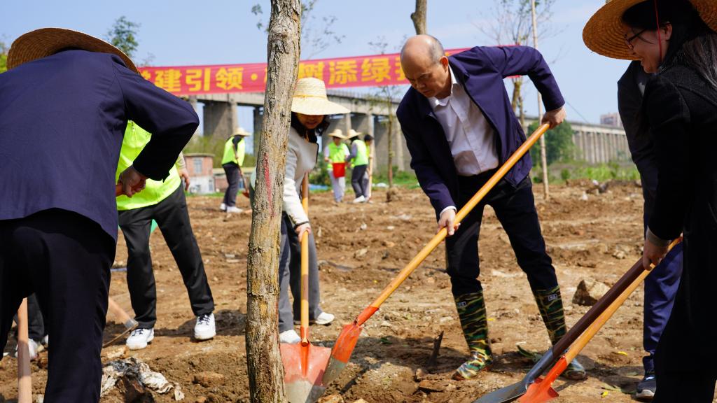 C99D191D1EBBA65E3E810483A69_2E2E4F76_19637