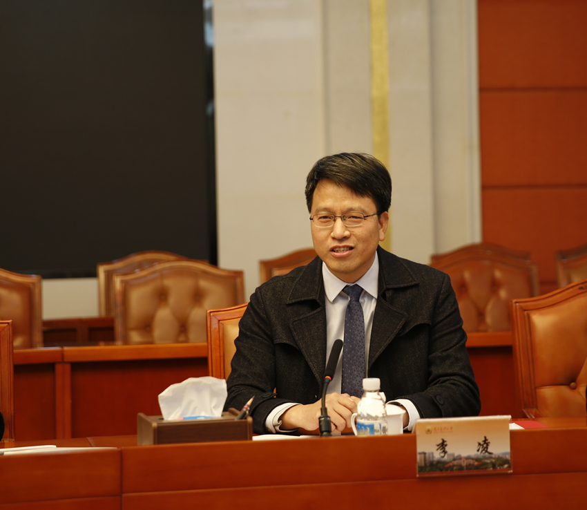 DE2B381F2FA3AEC9DB03B7AAB71_1FB3E6B7_93A42