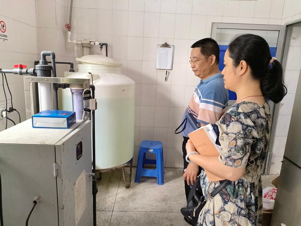 E73BEA668E88B9C7FA0D2FE498F_1CC8223D_19D44