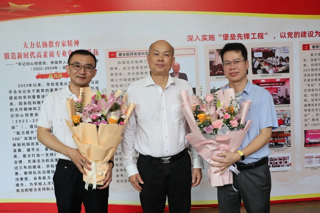 A11FB88E8DD97839601D0DCF96A_A91E8253_6D813