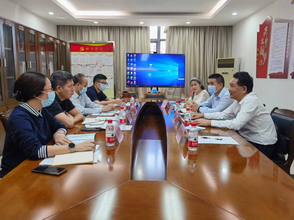 8D57A5DBD95386C7FF4D99971F8_F4329512_18E9C