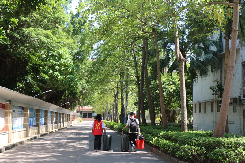 F135BA06A3B897EB2C5ADE10E04_361A6BA7_85221