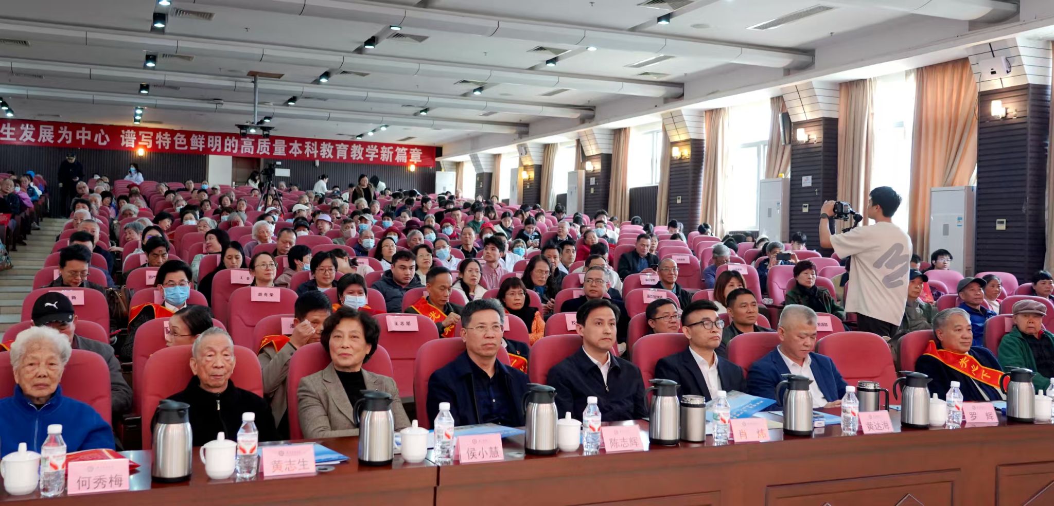 84AFADC1D18B7CFD5D026F65885_1B57F7F2_4DB73