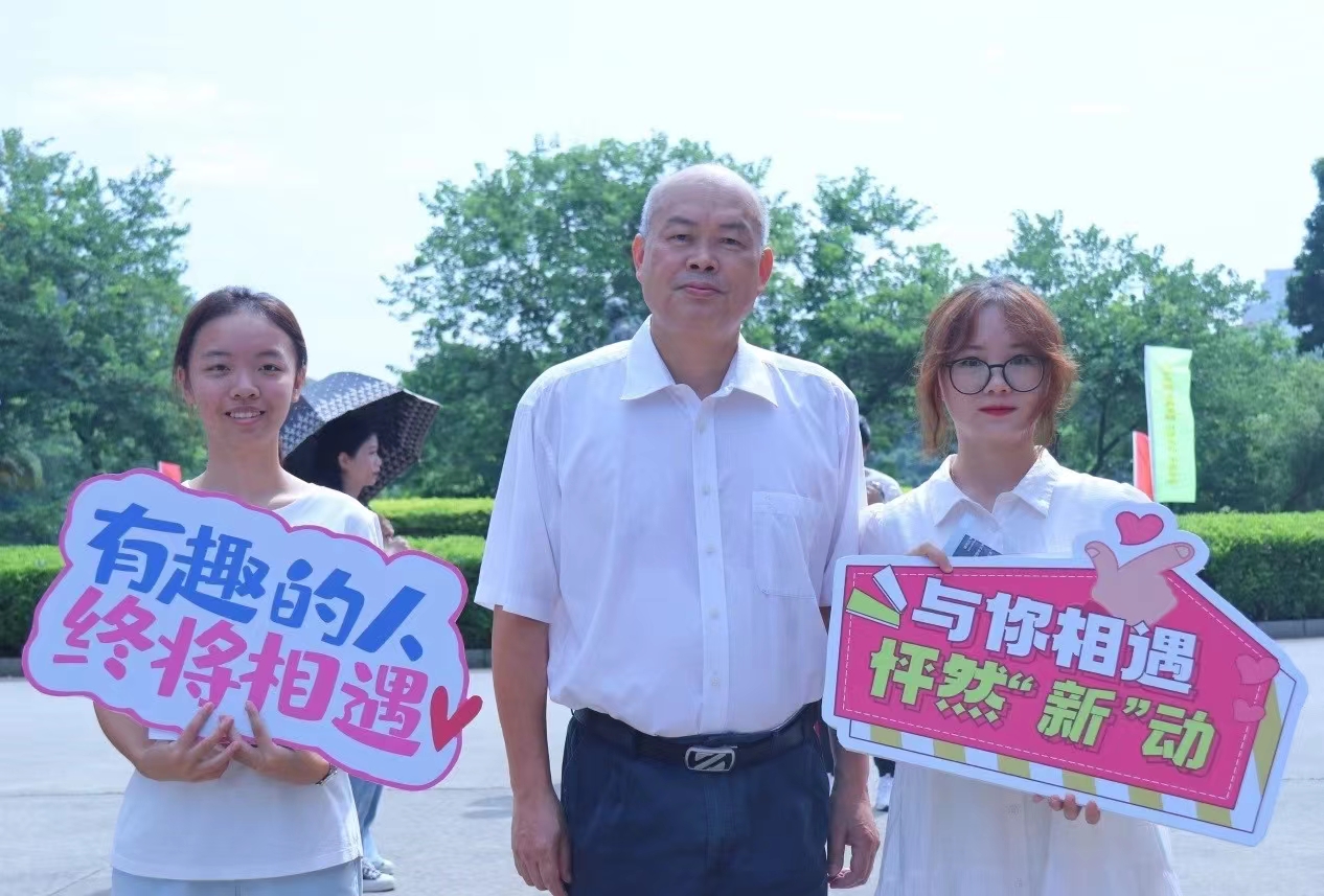 9B5E2C047C11BB7328149D0F670_0CF4B4E2_8CBA0 9B5E2C047C11BB7328149D0F670_0CF4B4E2_8CBA0