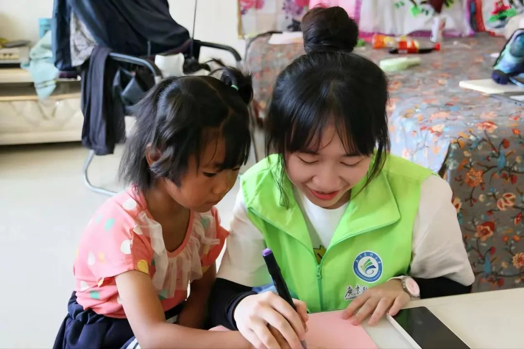 6ADC0FA748886B1E1369536EE81_47882761_17D05