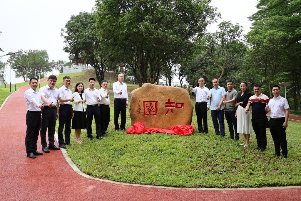 F30DB32F75D596F3E18B149694F_4B49EA39_2F6A0 F30DB32F75D596F3E18B149694F_4B49EA39_2F6A0