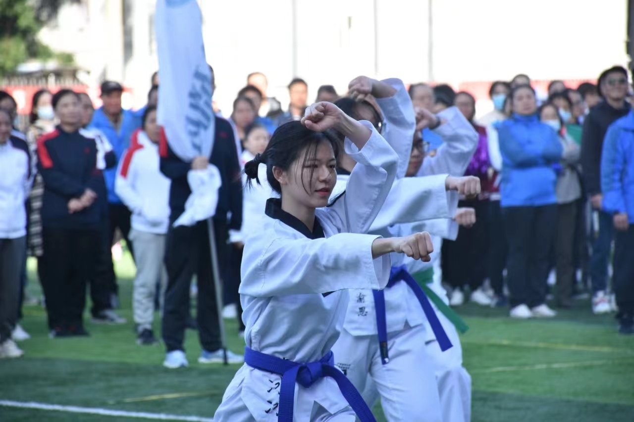 E4F676D46584F5FA786AC15CFD2_B899C9A2_79C99 E4F676D46584F5FA786AC15CFD2_B899C9A2_79C99