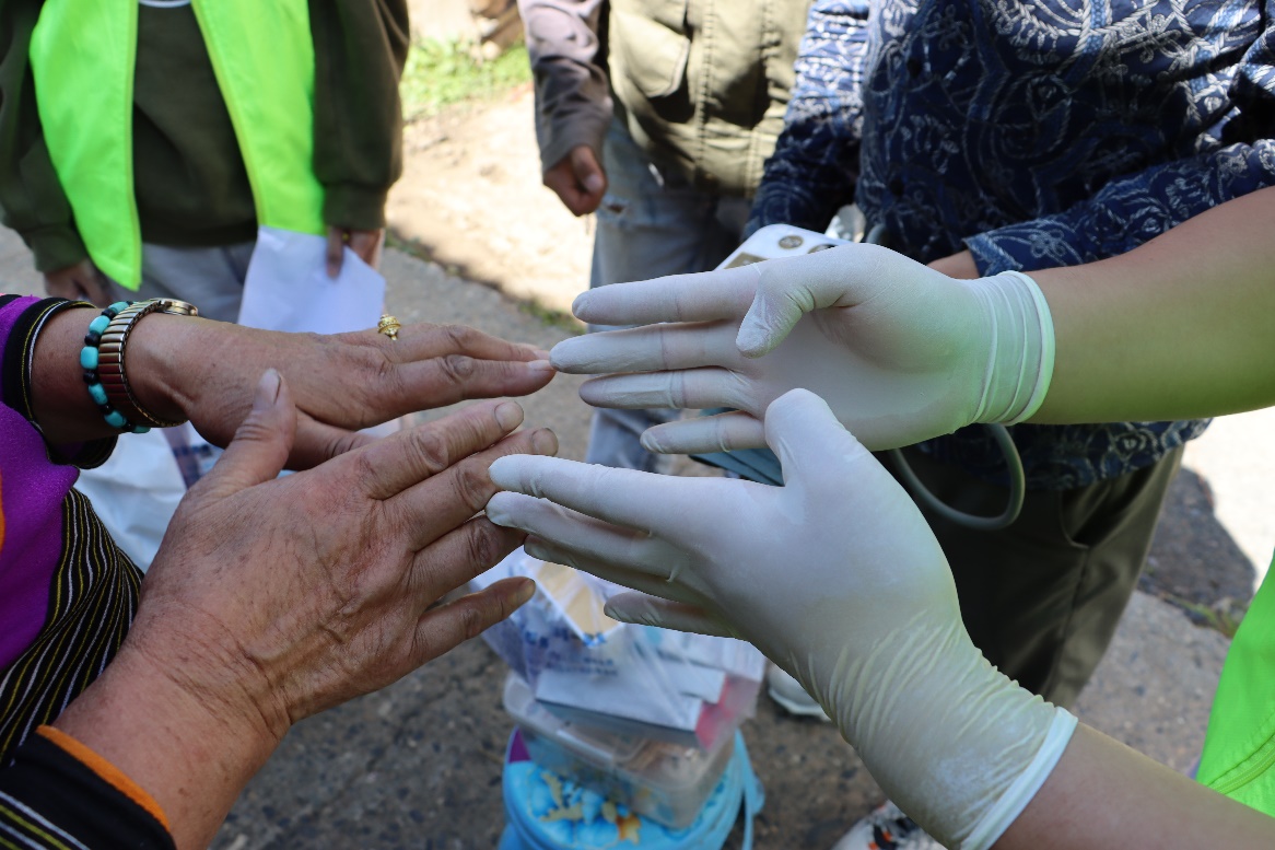 E26D59375DEA5BD12276D2F9EF4_8F04E390_427A1