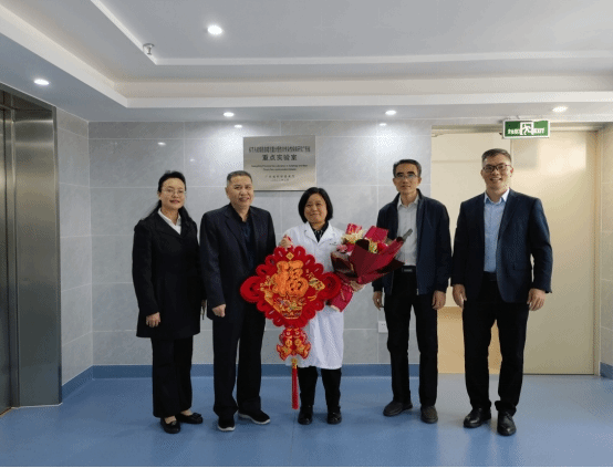 E985A9F871E5C91D00EA95366C4_E71CBAAF_2251D E985A9F871E5C91D00EA95366C4_E71CBAAF_2251D