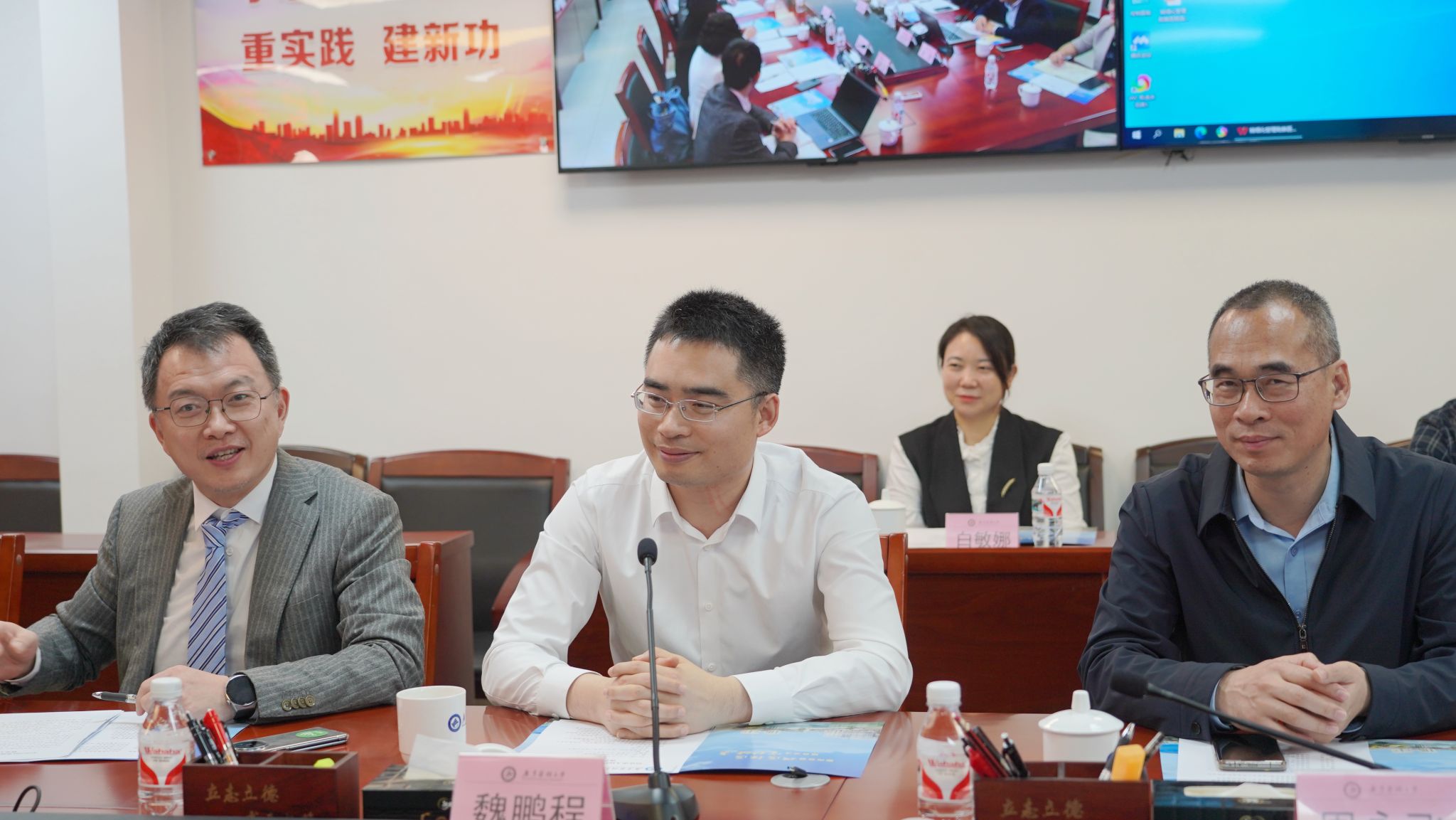 63FAA70E866B595B586AF484EE5_596B37C6_37E76