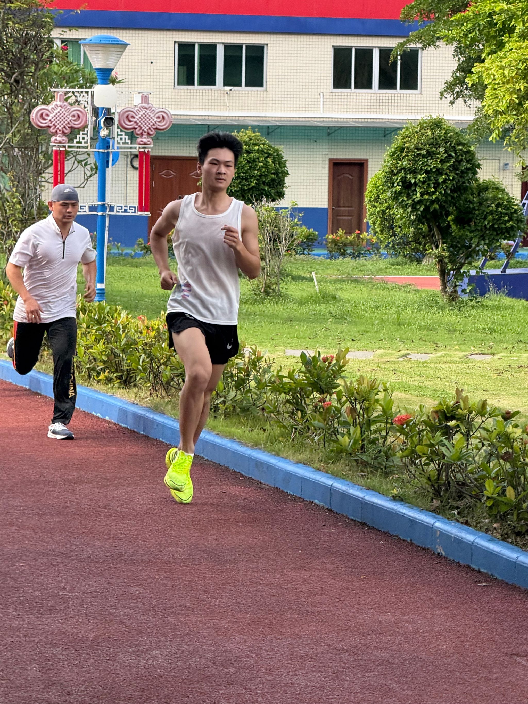 51DAC9AA5A64B20D0F984536A56_32216901_10C38E