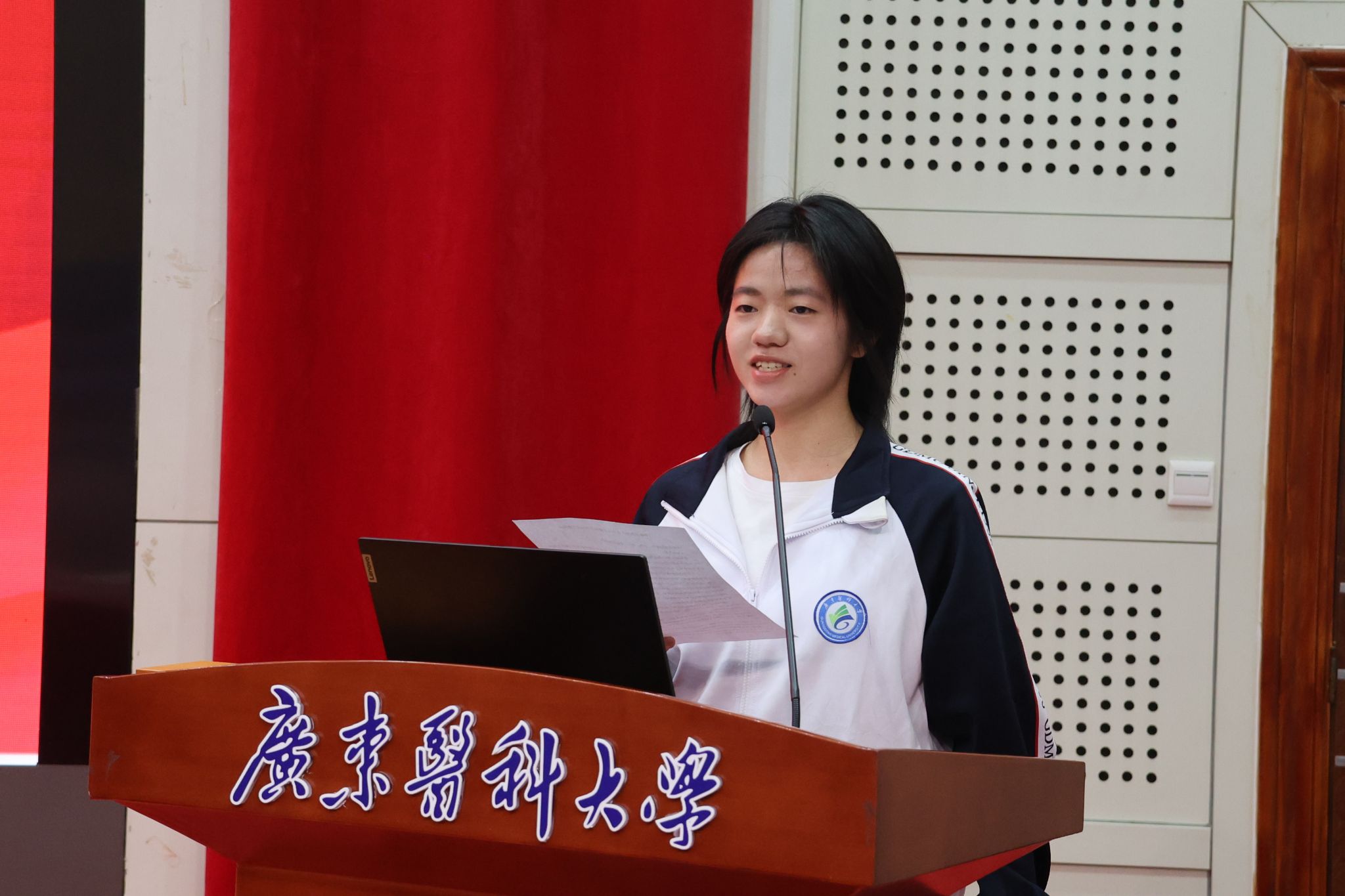 D6F1D496AA383F12B7ABDEB4D13_02811E73_38985