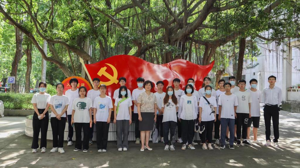 946EC90EF8DFA3FFC2F774DBC28_6C1C0B84_20BE2