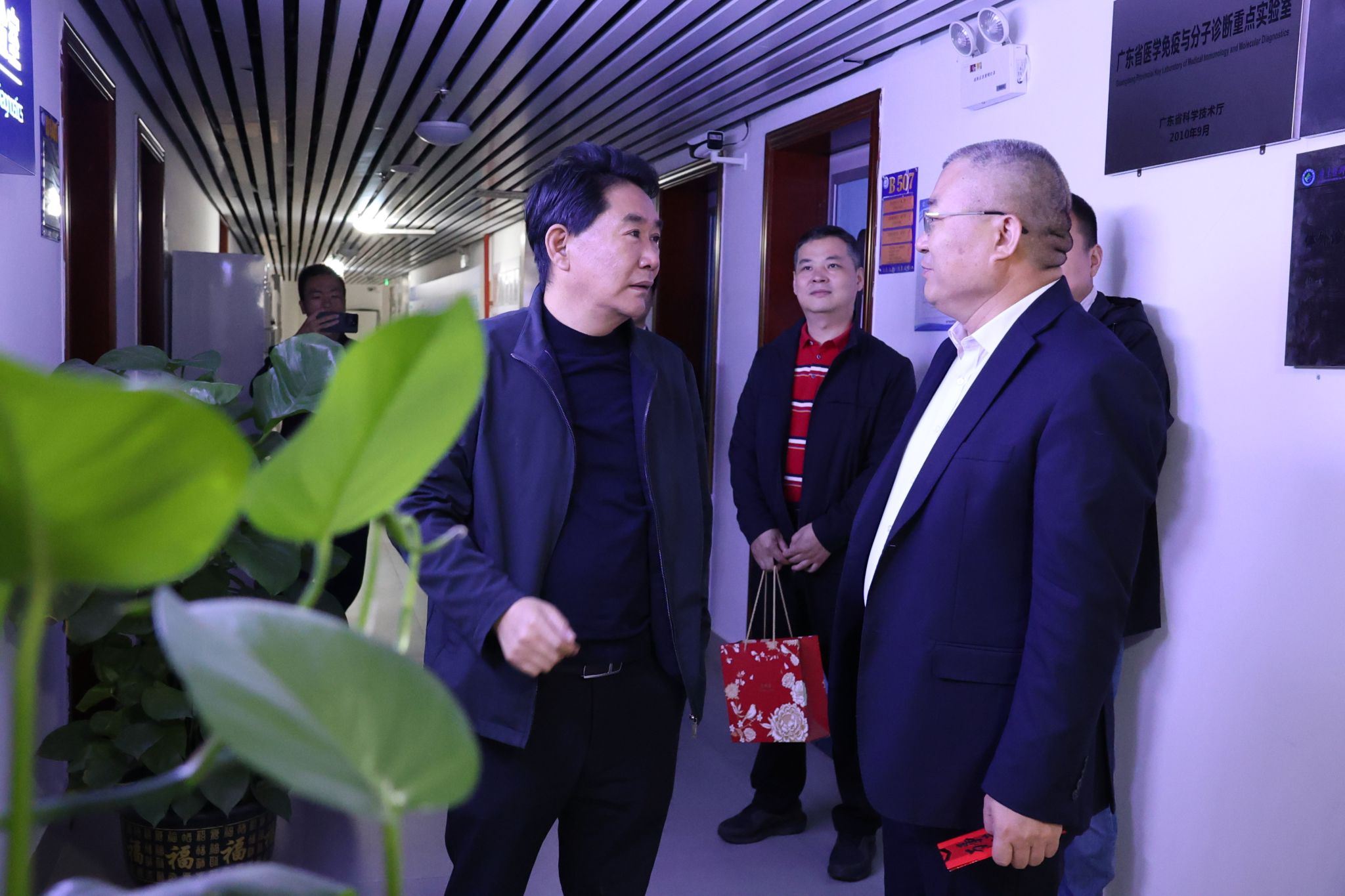 52D5D6B149813FF10AB1E407708_3DB93CBF_418C9