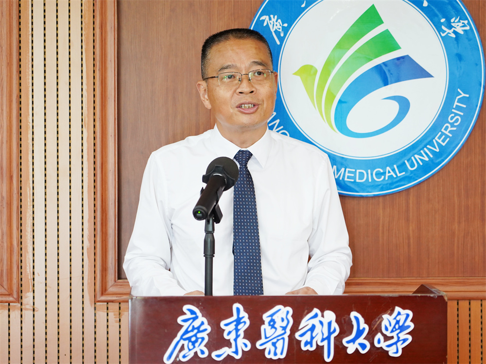 ECC00E1C03E31D76F05C2B09E54_3FBD0776_61507.jpg?e=