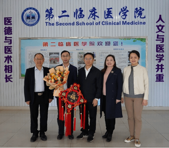 CD1AB62039F2B13231F98BDBC0A_B272B3E6_37ADC CD1AB62039F2B13231F98BDBC0A_B272B3E6_37ADC