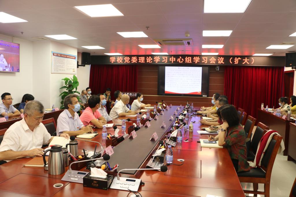 10A4192A0D3307823825A804D62_BB6FDE98_1965C