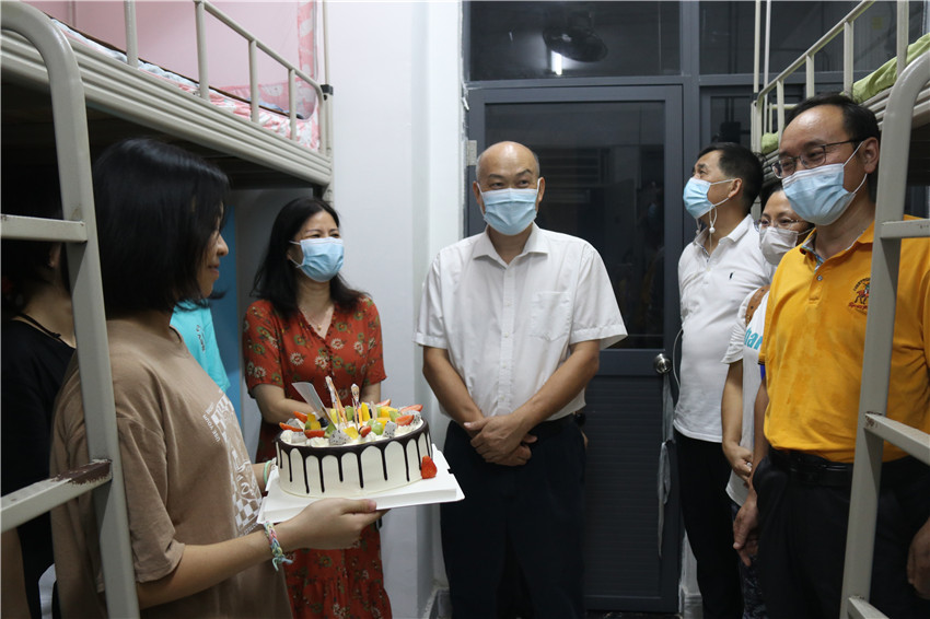 330FFF6460ACEB69896485522D6_B4287814_22C7B