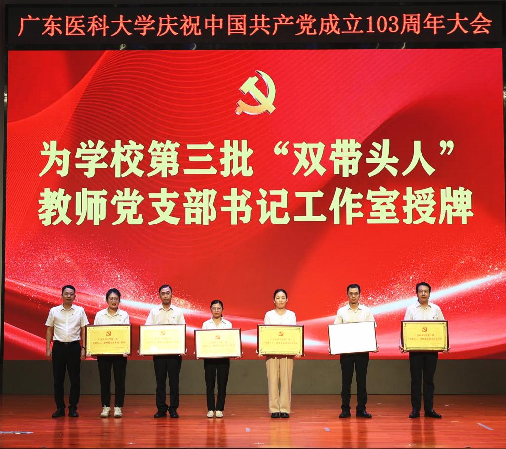 73EE484D58AA94500AB335CD4B6_4BF4EF4A_2290F