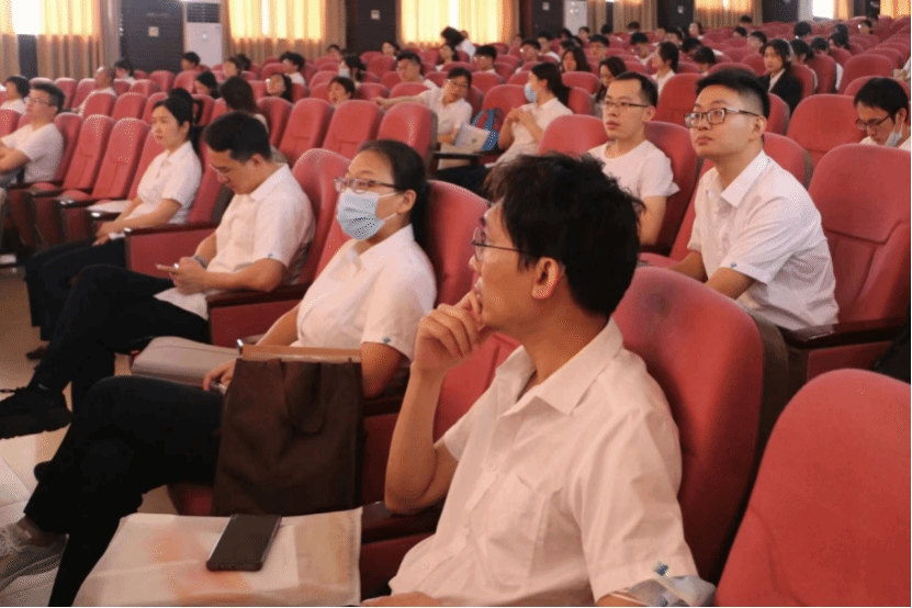 BCD9B8E3F9090D460038BC75D4B_8C3FE7B5_427D1