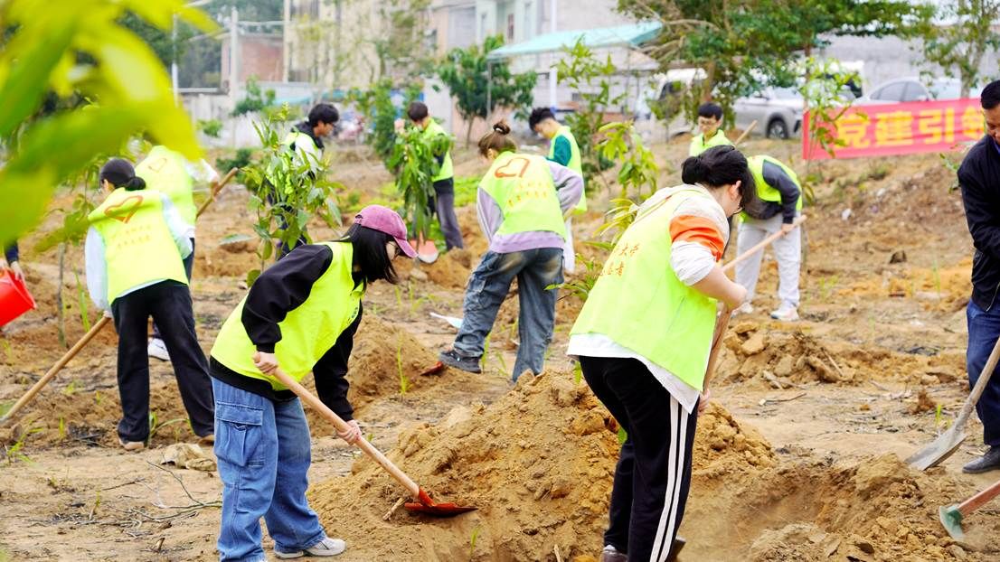 73FF546F9E64B585F7D43E1EA10_E92D5C63_27A0B