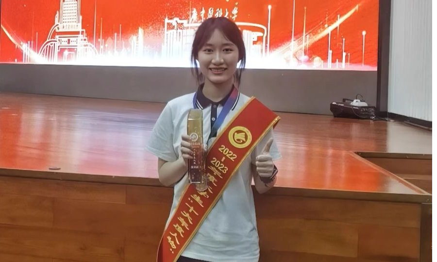 D601A39A1E74A3E1CBB01110D85_24B2186D_114B3