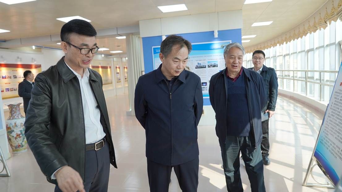 2E20CBF8544018638DE5AEA2EE9_2EE11B56_14F8A