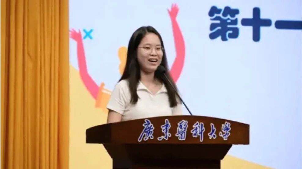 CC9CE90A7529E089A391D0752EB_EBE05882_B6A7