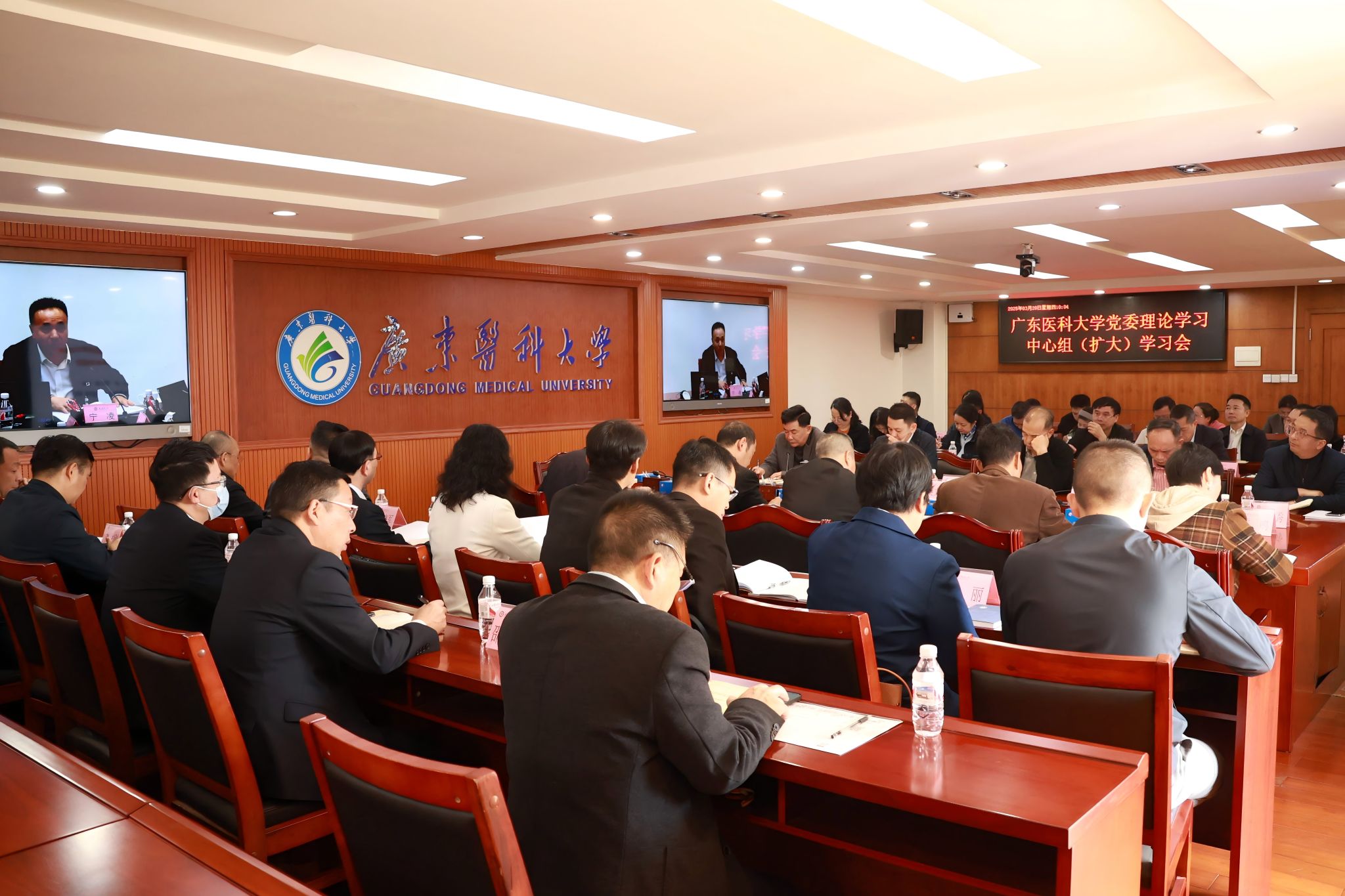 B5AD8C8542F15D2BD1B0F5AF91D_F35A7C54_4C2FB