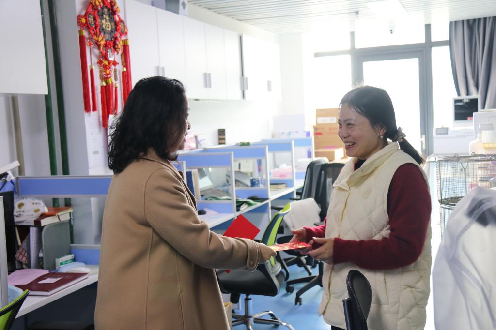 52E9A91BAA2158B2AEB8F67E11E_2233F34E_132C3