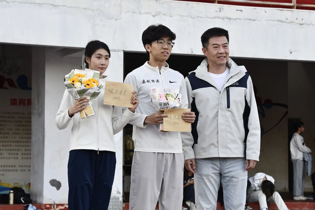 1261C95EA867CE2D701552B9101_B0A26C85_1D140